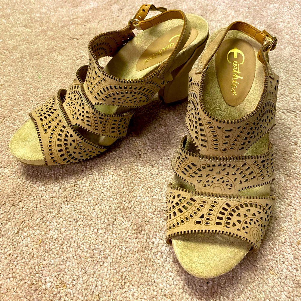 Earthies Captiva Biscuit sandals